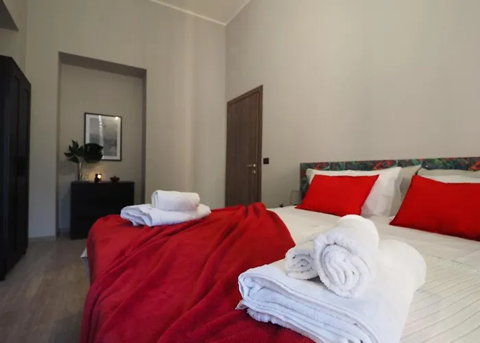 Red Note Apartment